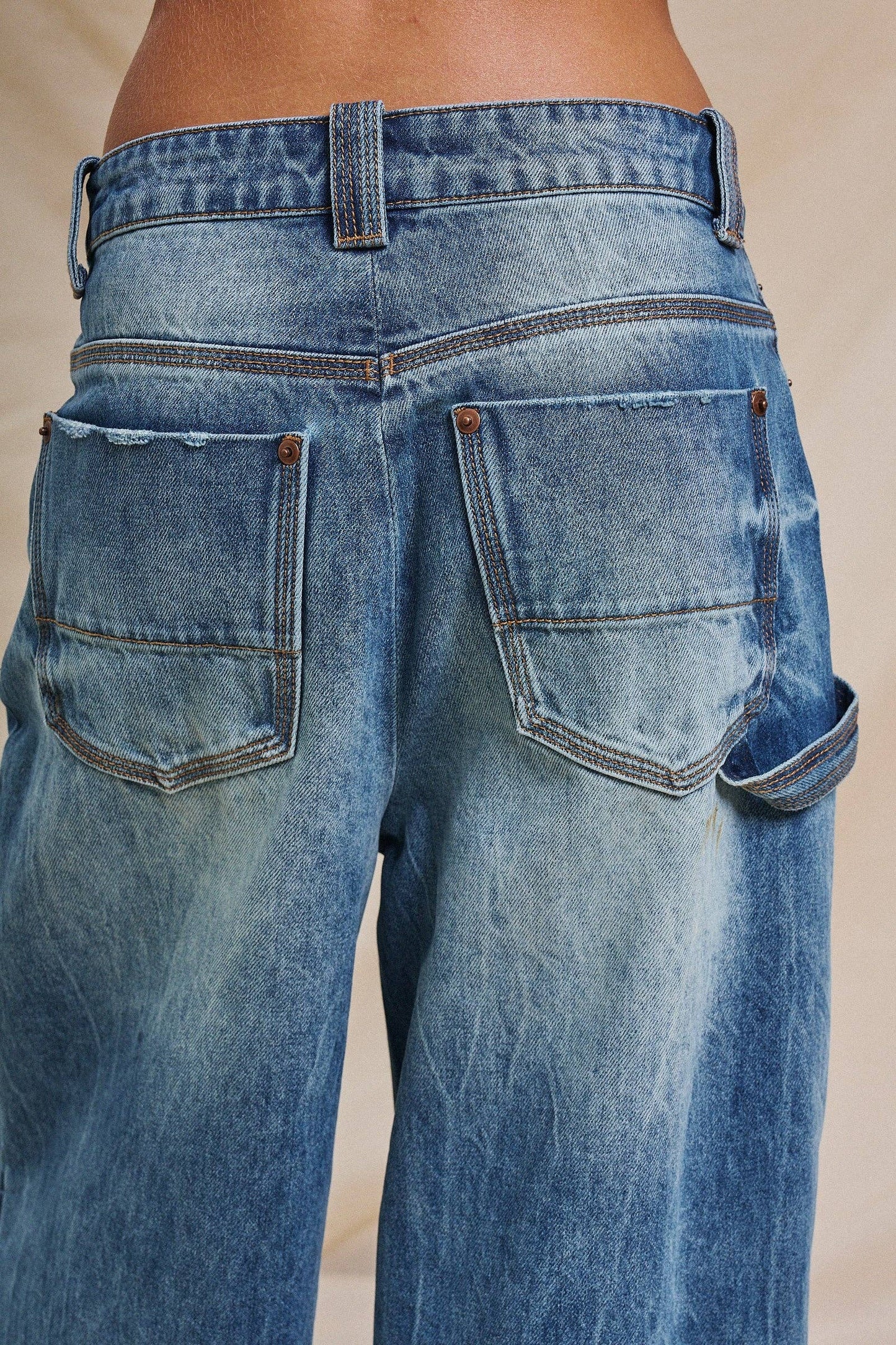 Vintage Wash Cropped Wide-Leg Denim Jeans