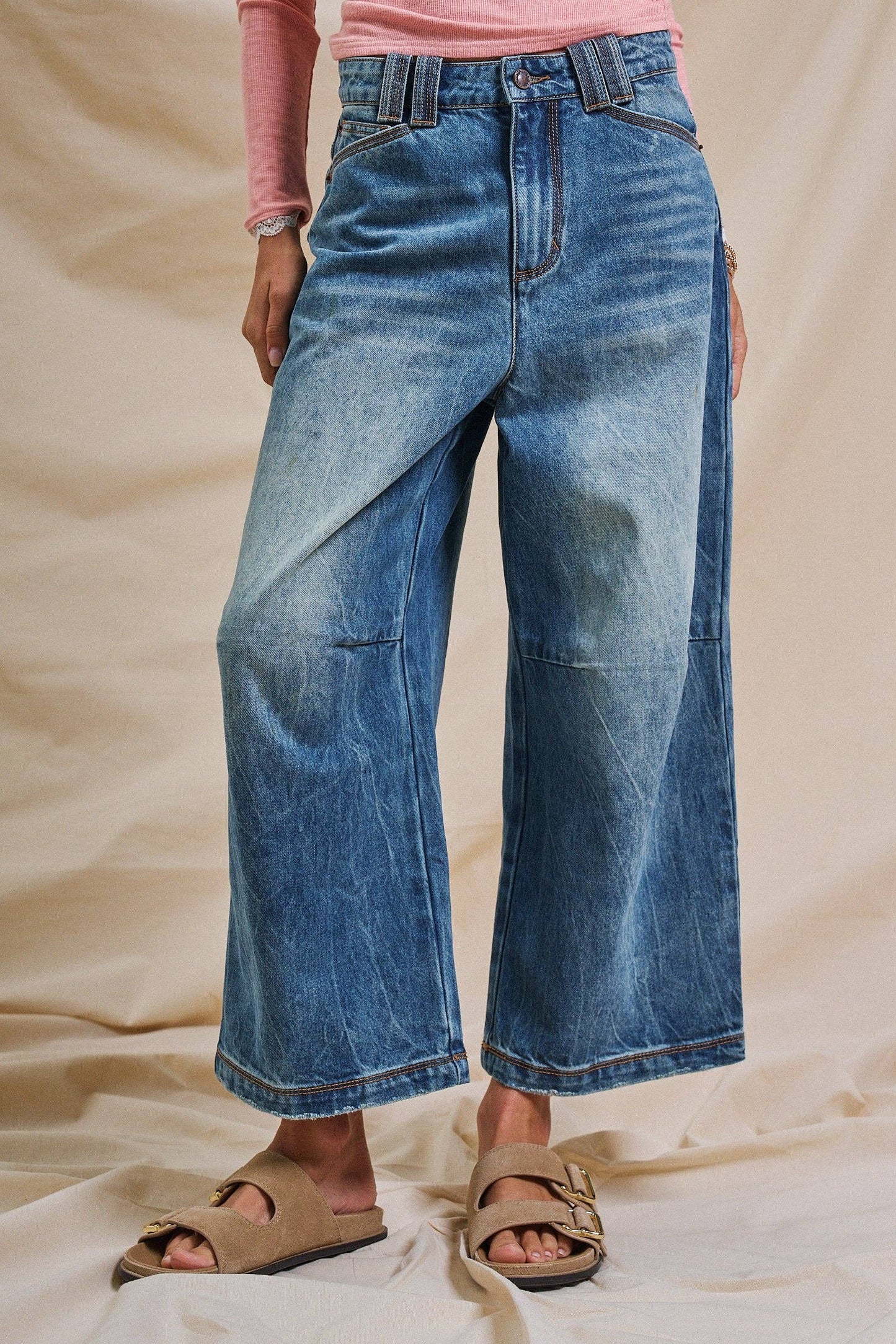 Vintage Wash Cropped Wide-Leg Denim Jeans