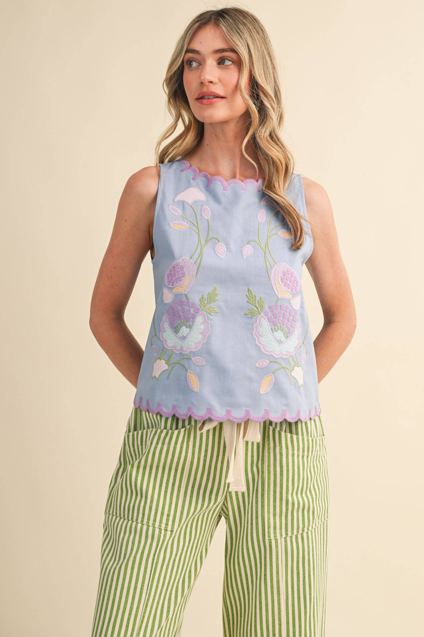 FLORAL EMBROIDERY SCALLOPED TANK