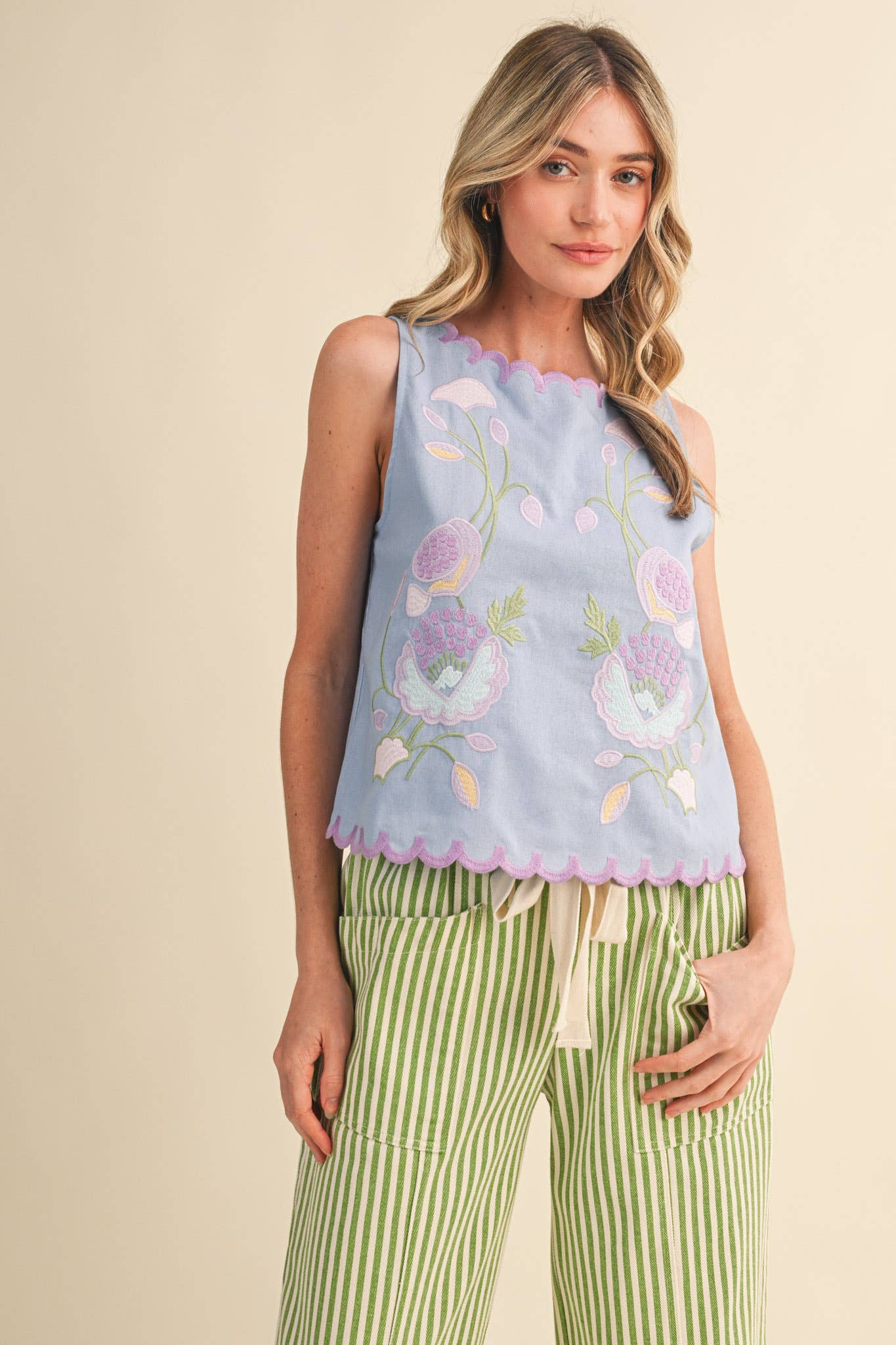 FLORAL EMBROIDERY SCALLOPED TANK