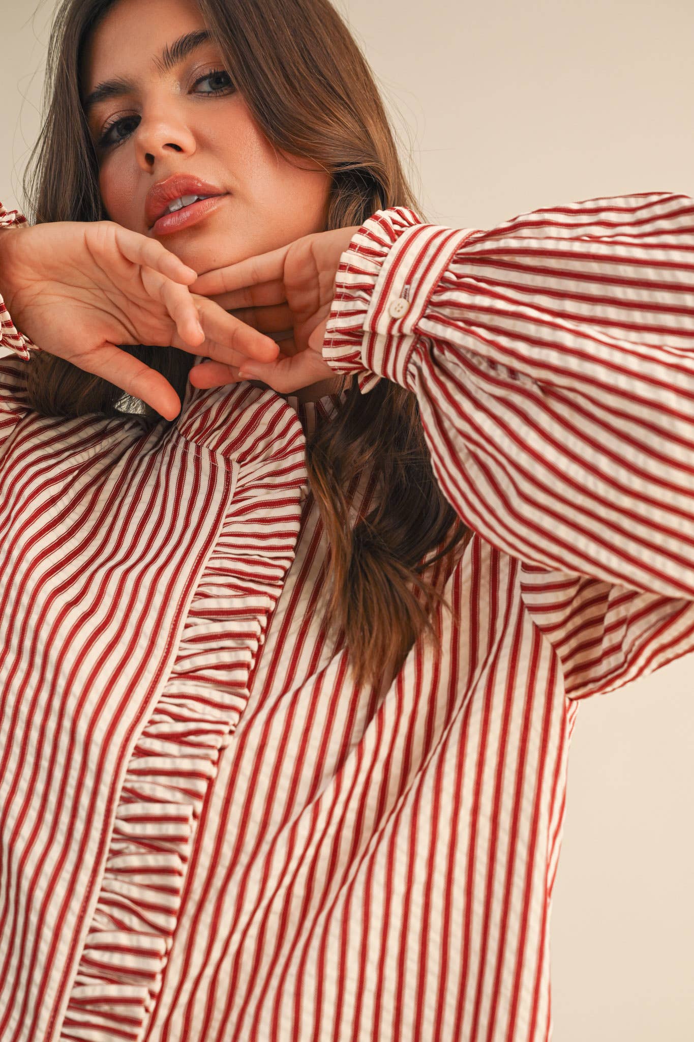 STRIPED RUFFLED BUTTON DOWN