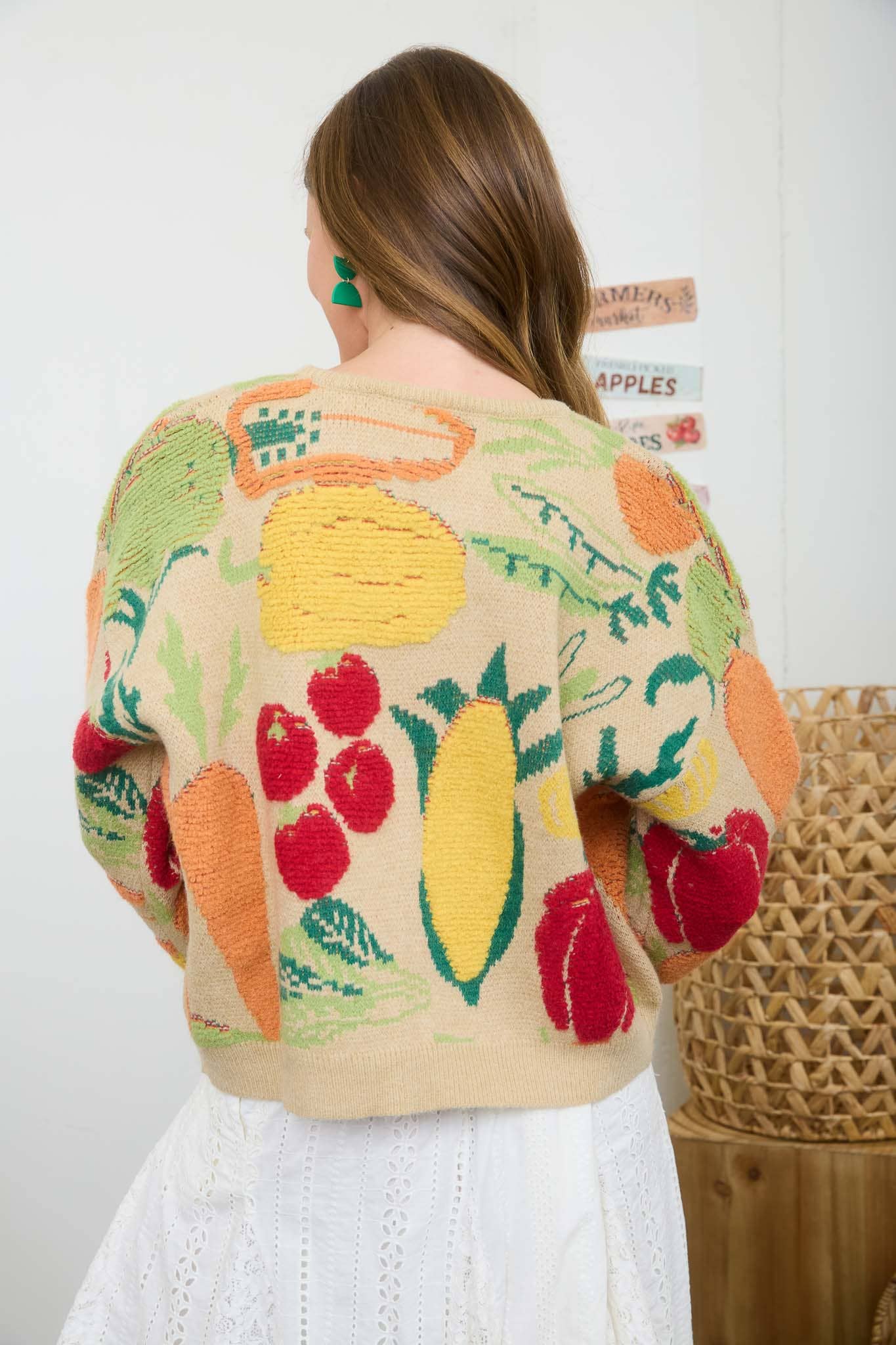 VEGGIE PATTERN  CARDIGAN SWEATER