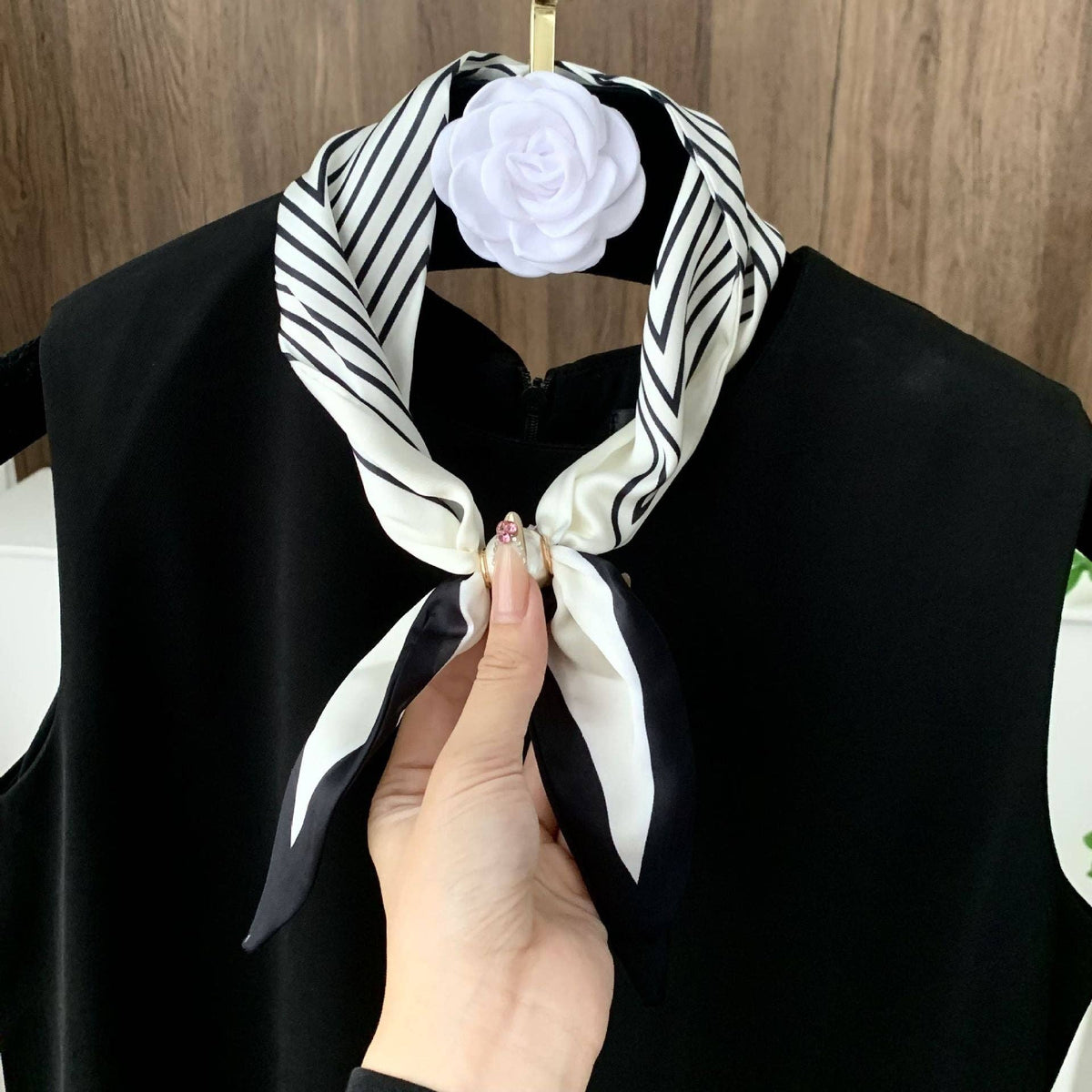 Long Scarf Pearl Magnetic Clasp Versatile Women