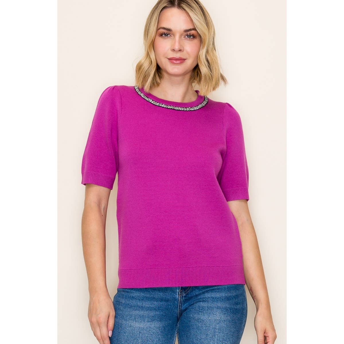 JEWEL NECK SHORT SLEEVE SWEATER