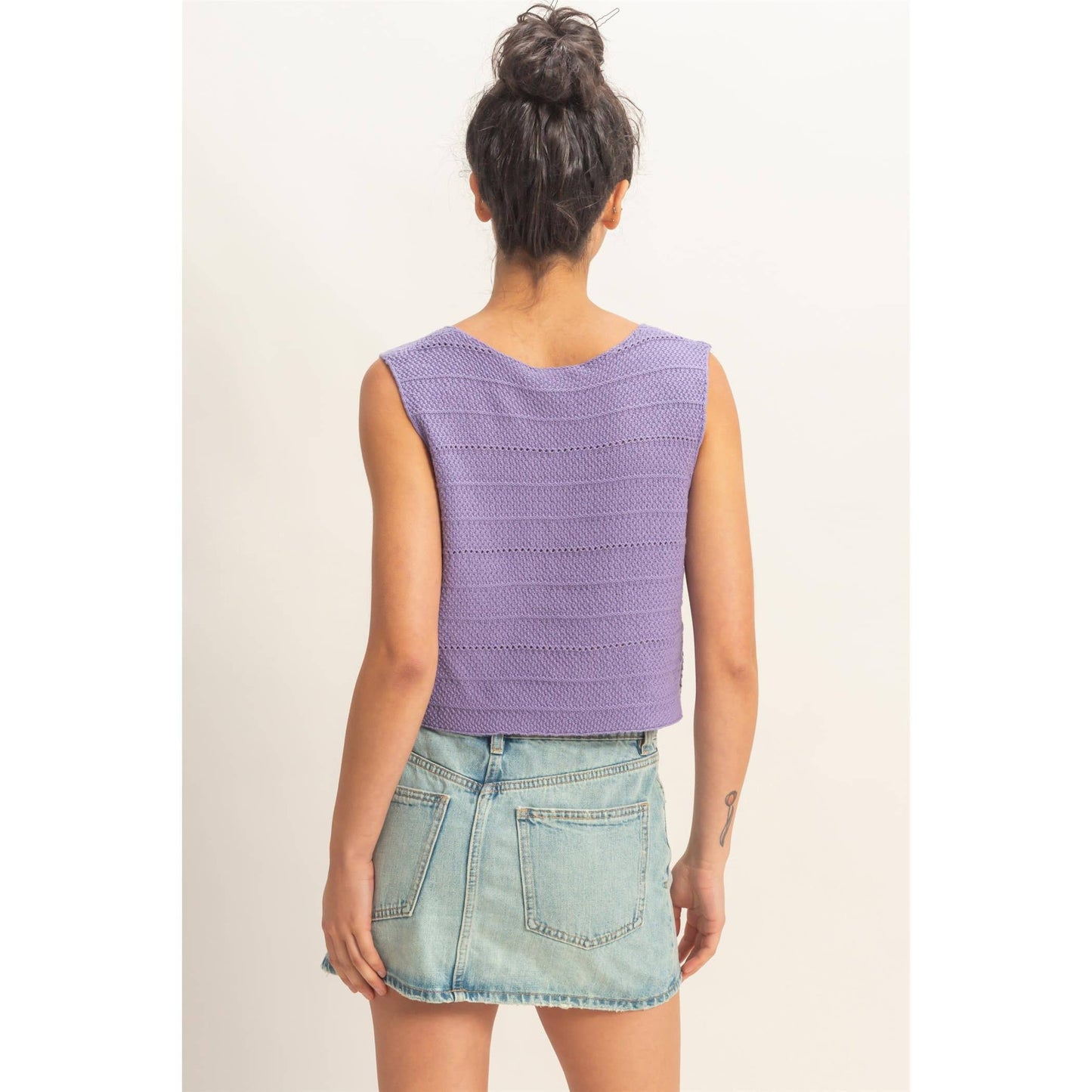 V-Neck Textured Sleeveless Knit Vest