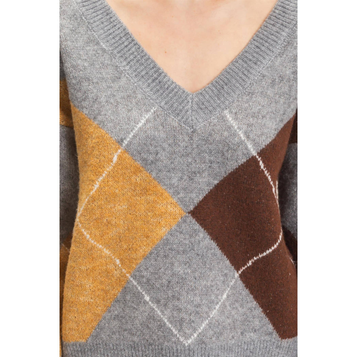 Argyle Pattern V-Neck Sweater