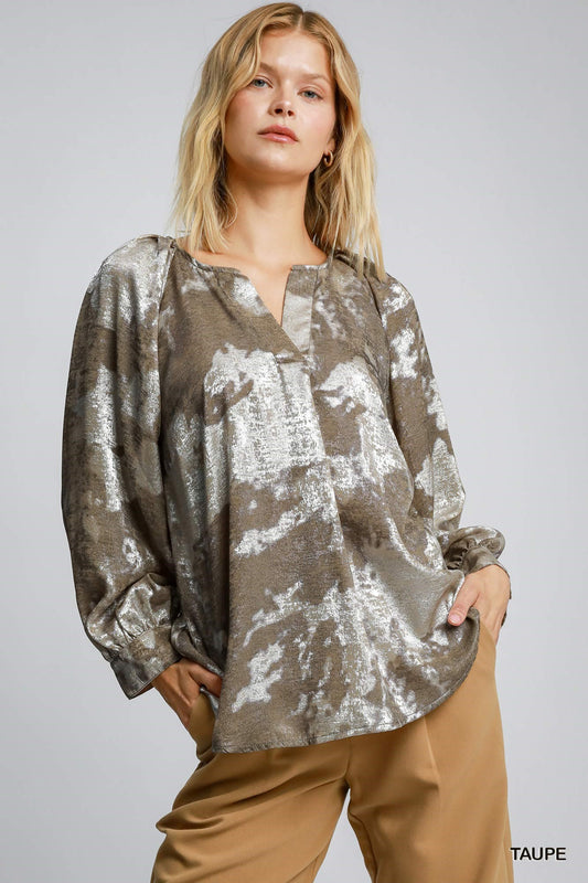 Metallic V-Notched Top