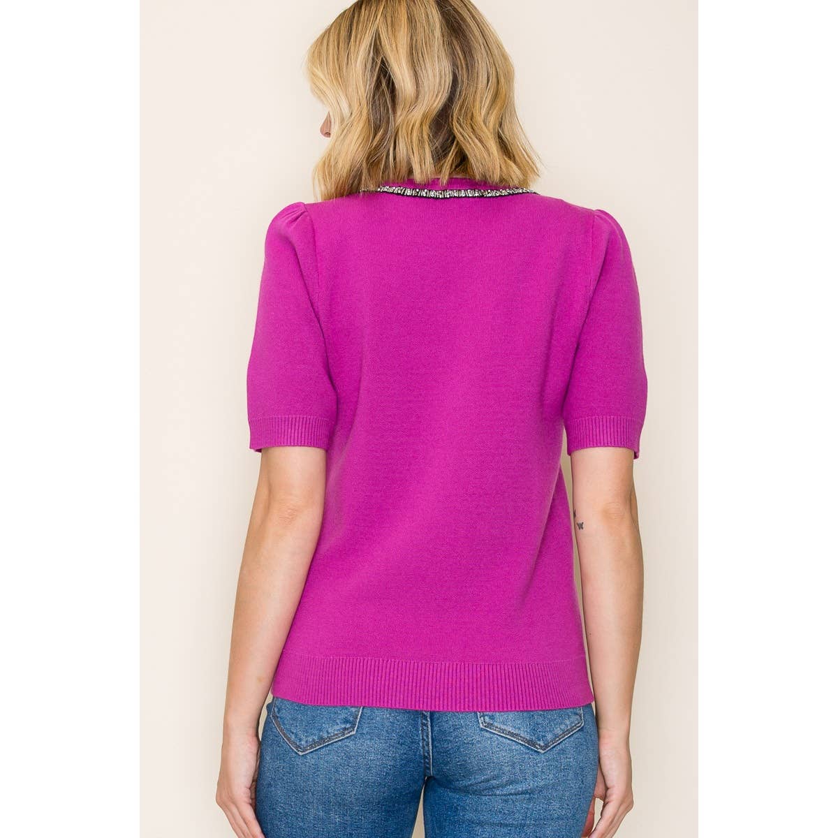 JEWEL NECK SHORT SLEEVE SWEATER
