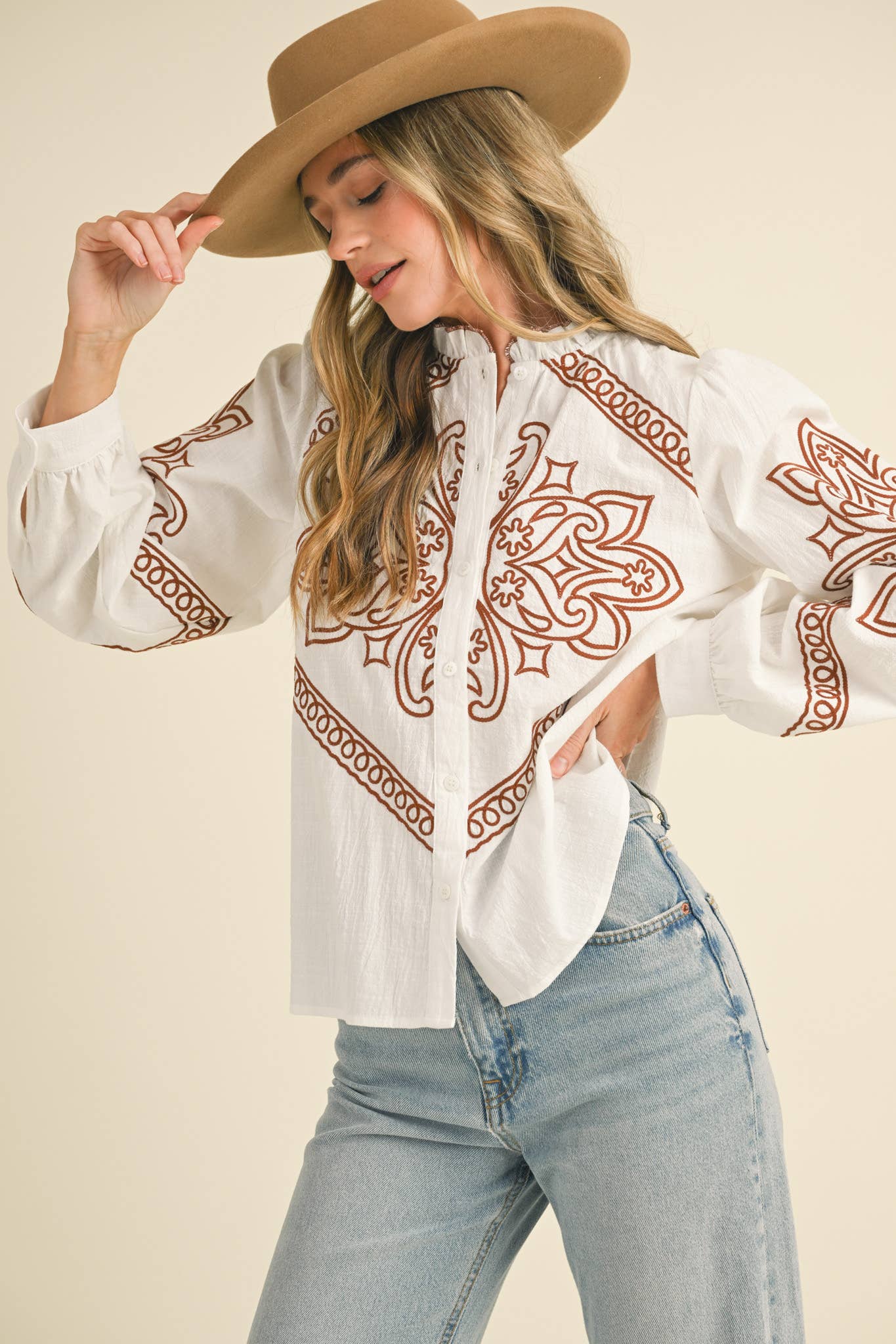 EMBROIDERED  BUTTON UP TOP
