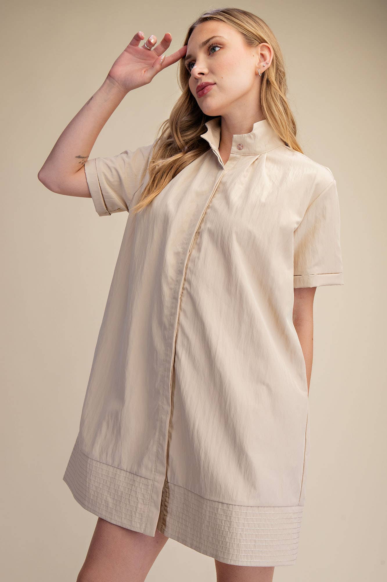 Stand Collar Short Sleeves Button Down Shift Dress