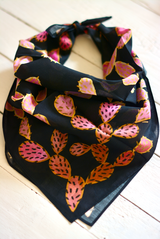 Western Cotton Cowgirl Bandana Pink Cactus