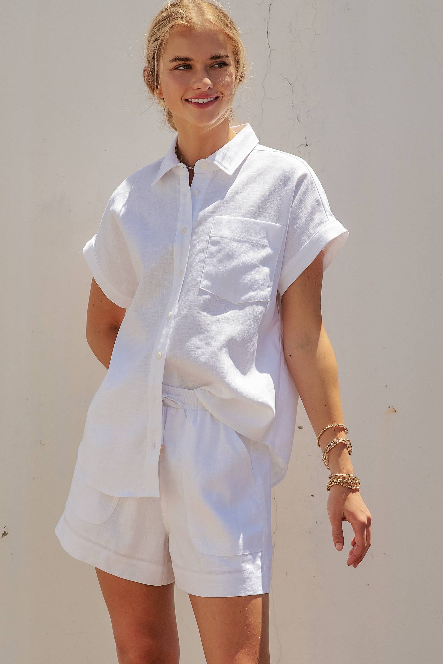 Linen Short Sleeve Button-Down Shirt