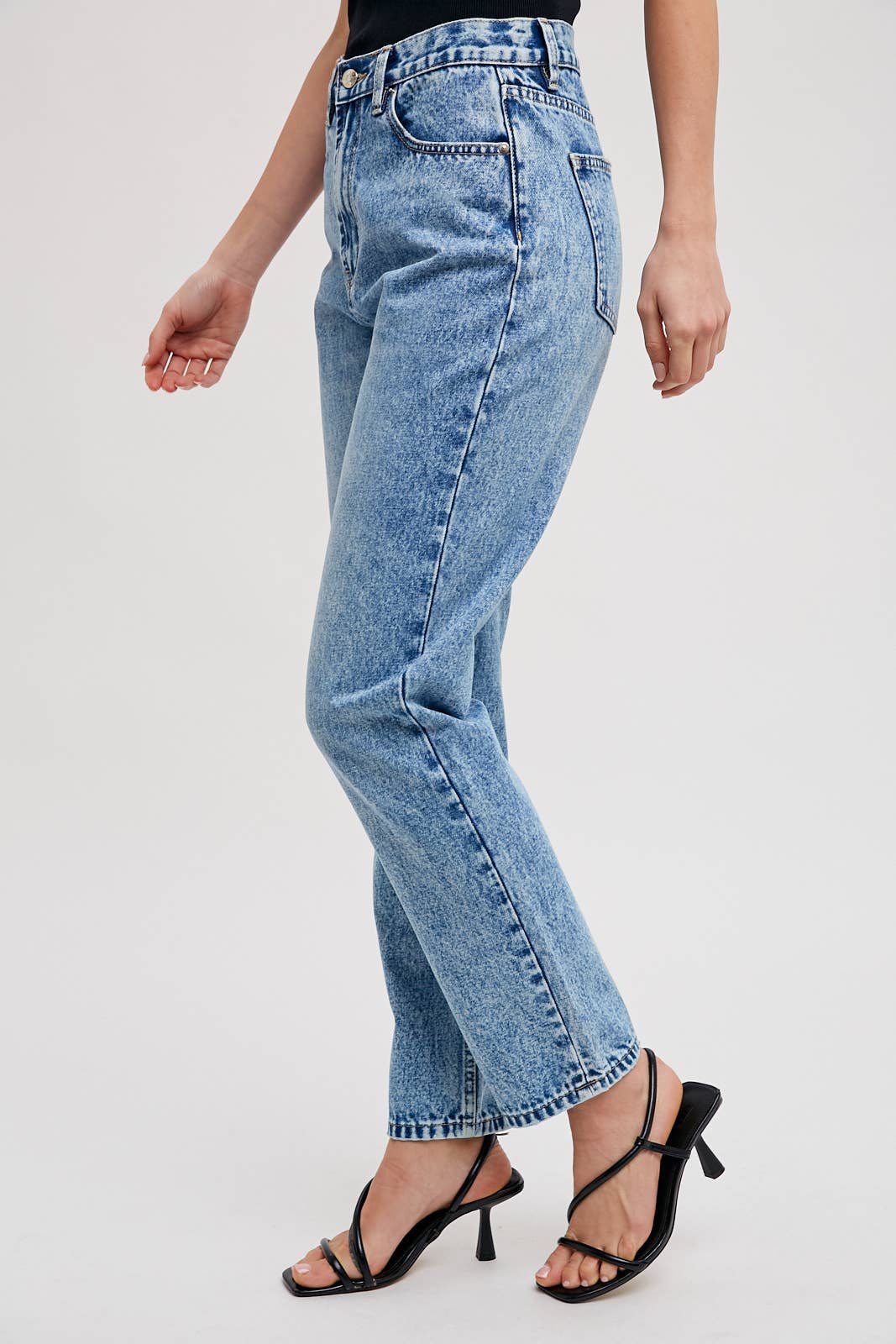 DENIM HIGH-RISE STRAIGHT LEG JEANS