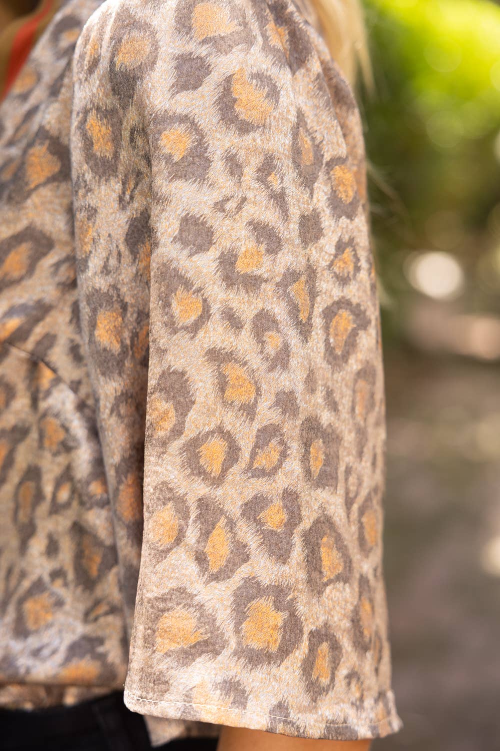 Stripe Placket Detail Leopard Print Metallic Top