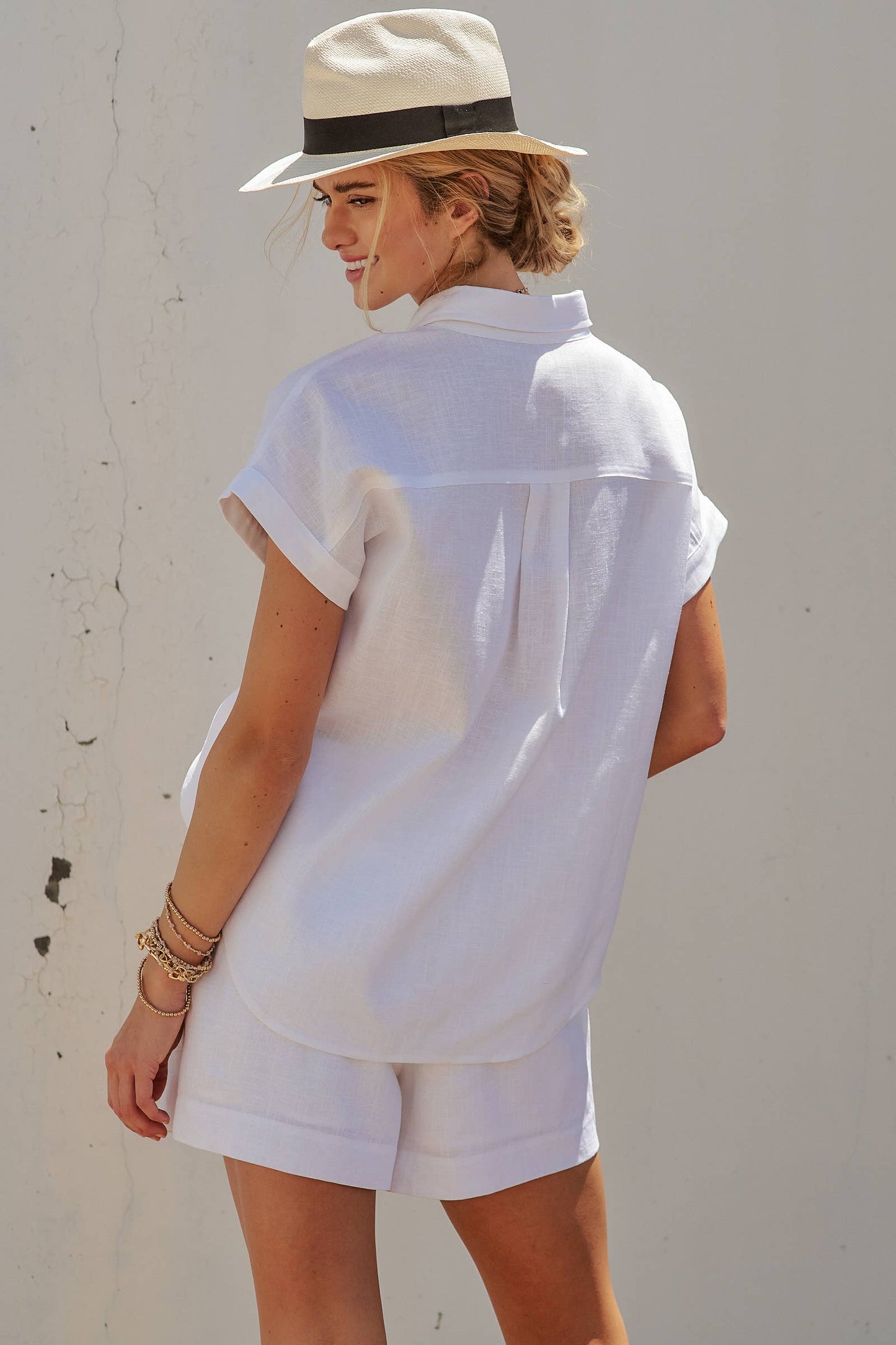 Linen Short Sleeve Button-Down Shirt