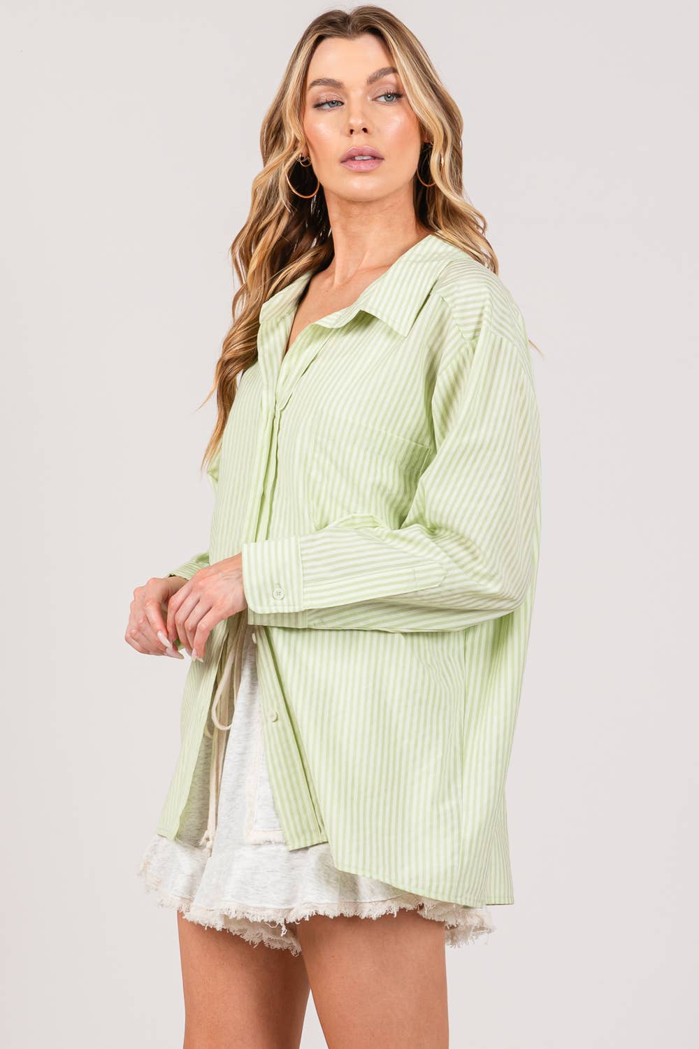 LOOSE FIT STRIPE BUTTON DOWN