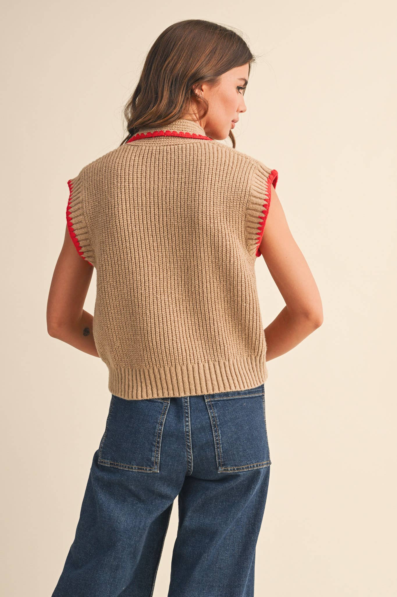 TIE NECK SWEATER VEST WITH CONTRAST BLANKET STITCH MSW11059