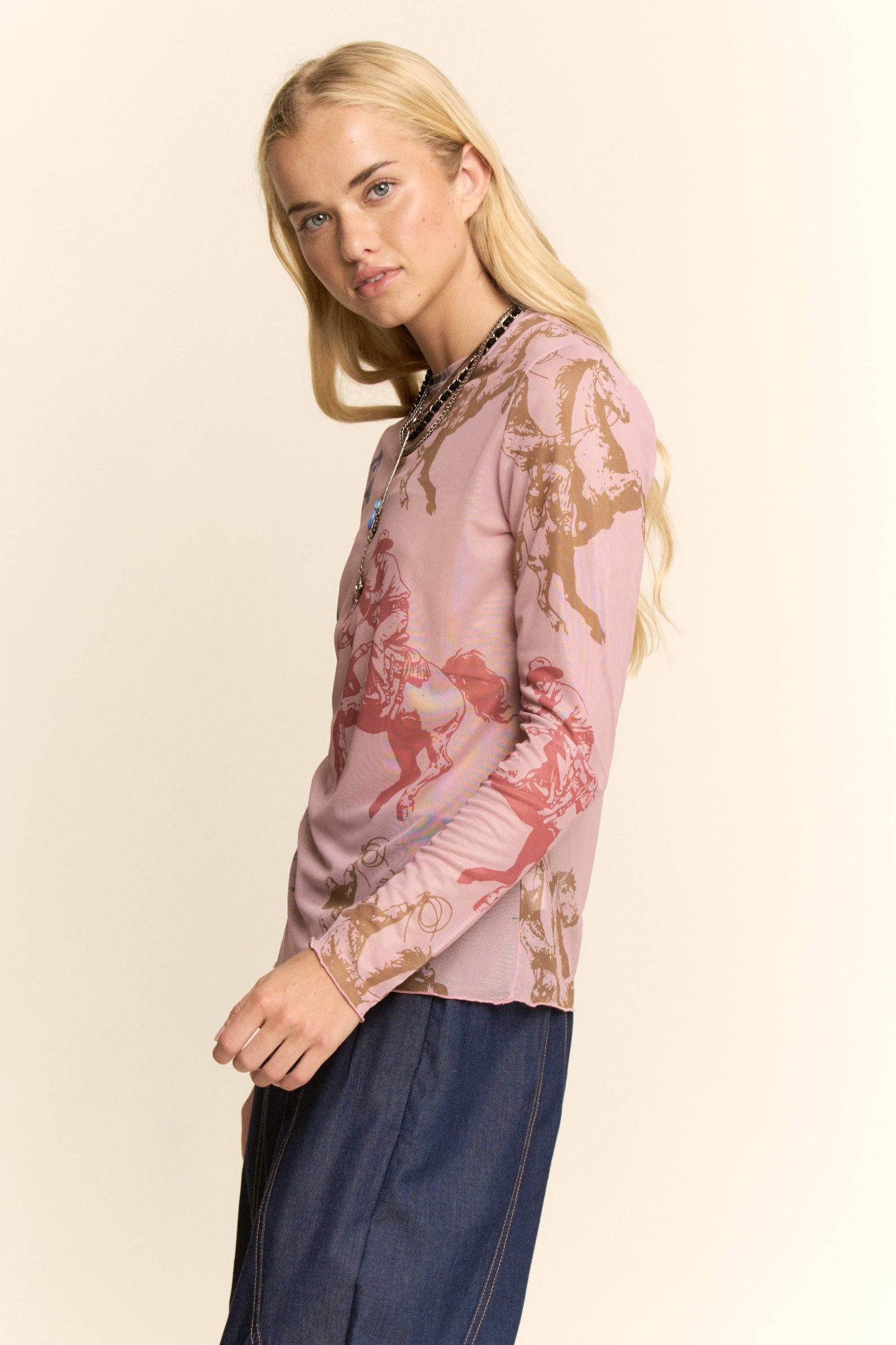 RUNNING HORSE CAMO PRINTED MESH TOP