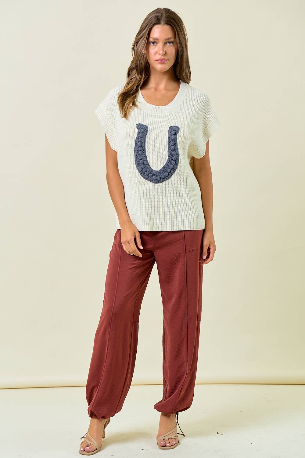 HORSESHOE RIBBED SWEATER VEST