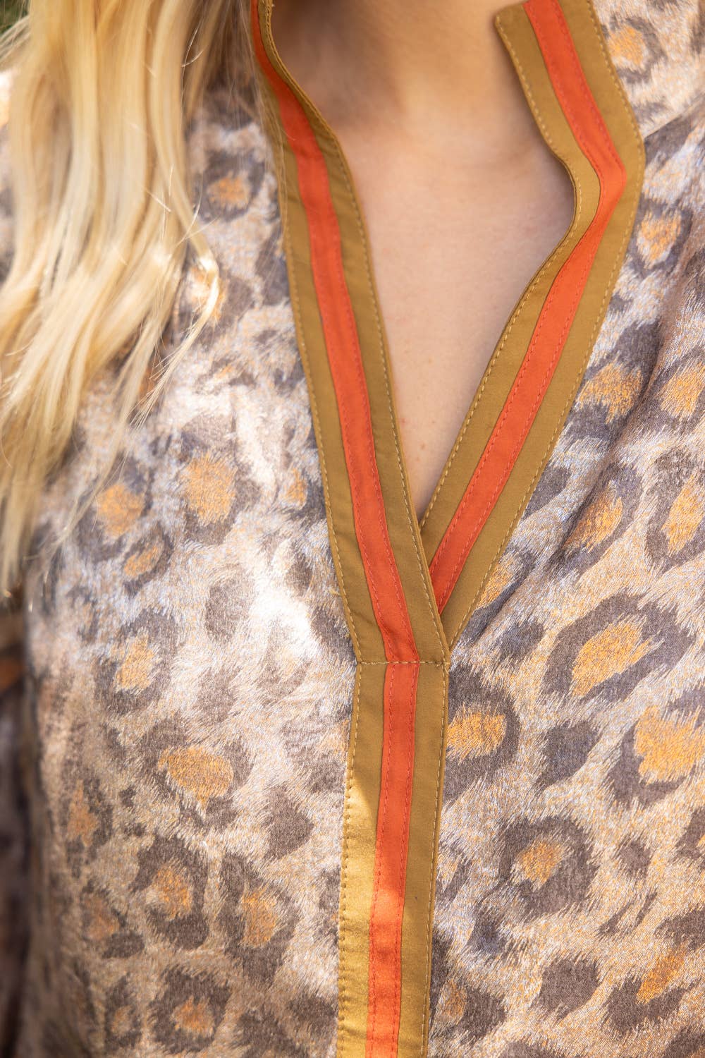 Stripe Placket Detail Leopard Print Metallic Top