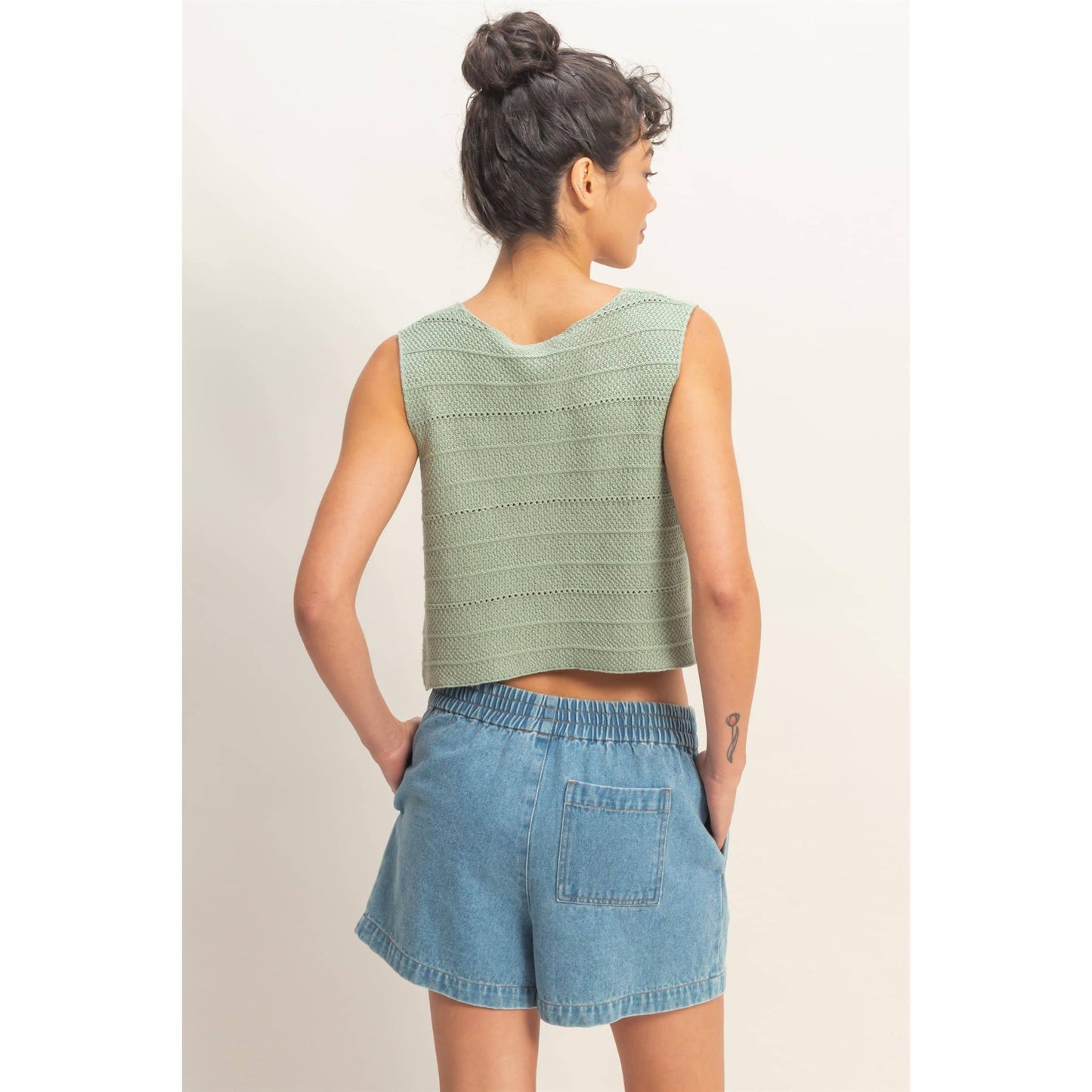 V-Neck Textured Sleeveless Knit Vest