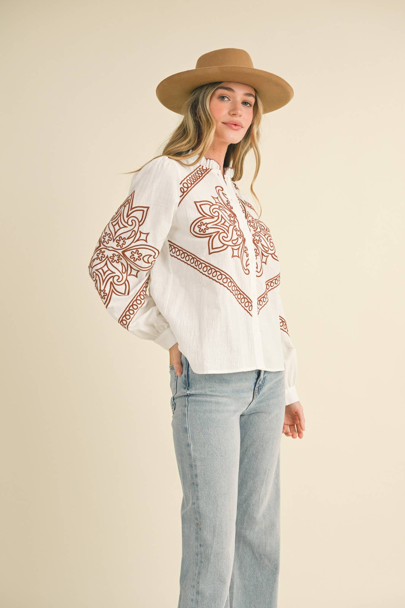 EMBROIDERED  BUTTON UP TOP
