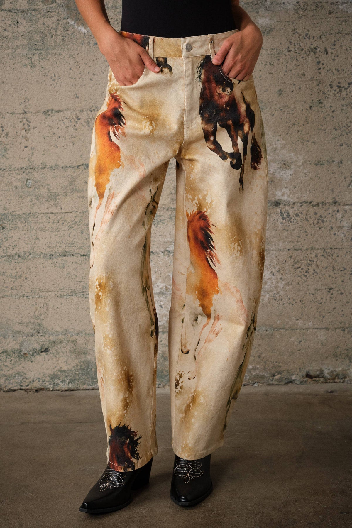 Horse Print Twill Barrel Pants