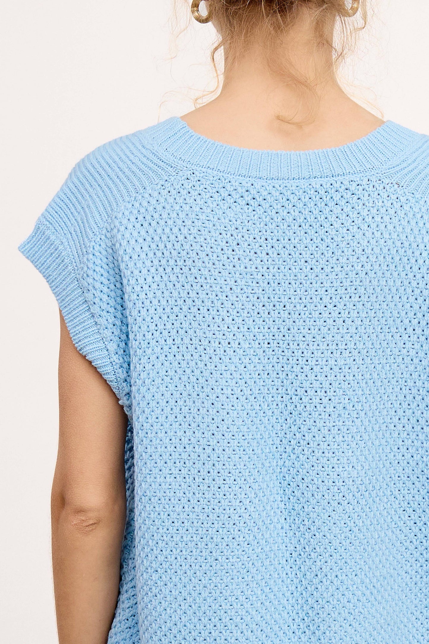 Loose Fit Round Neck Sweater Vest Top