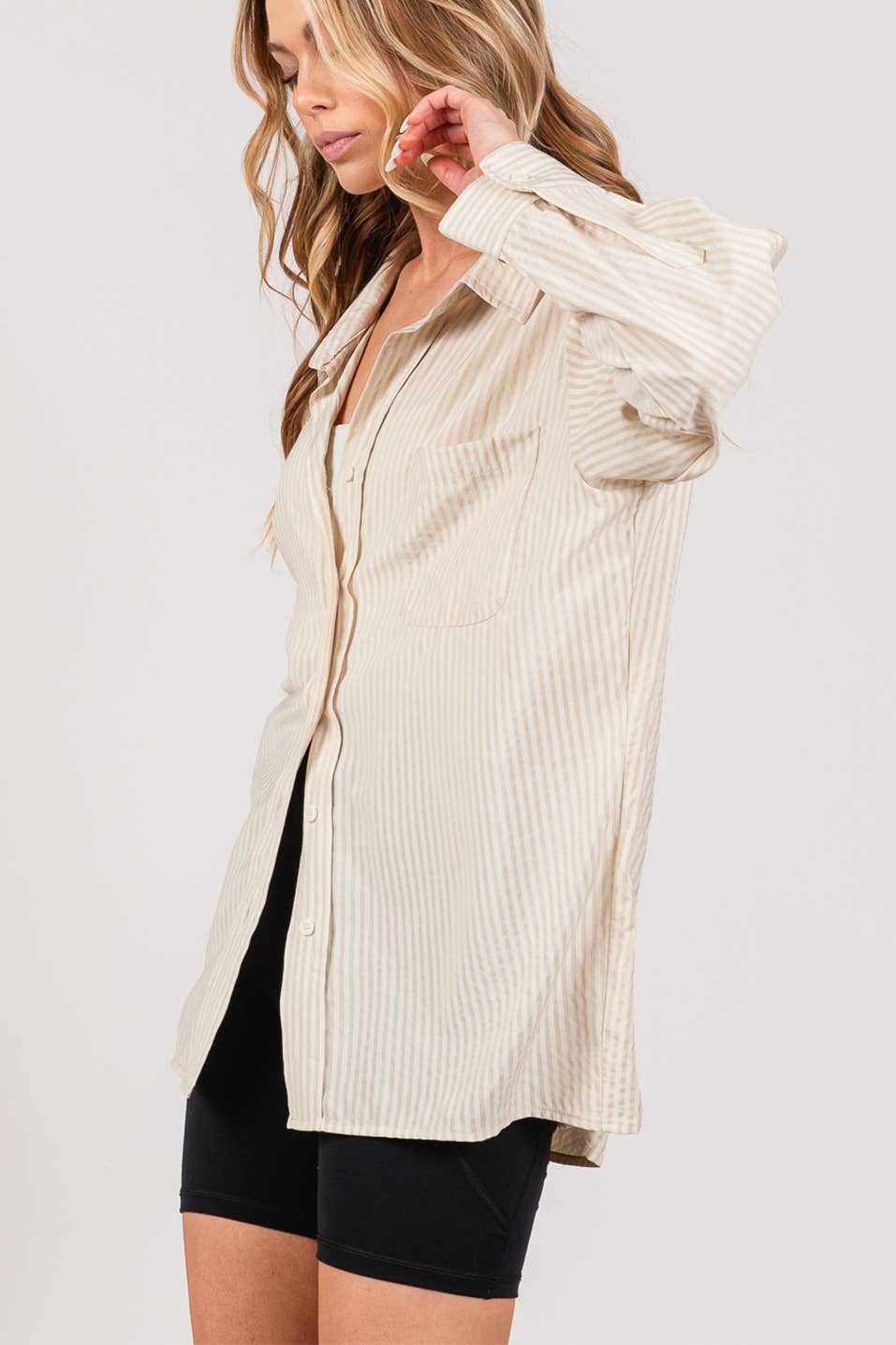 LOOSE FIT STRIPE BUTTON DOWN