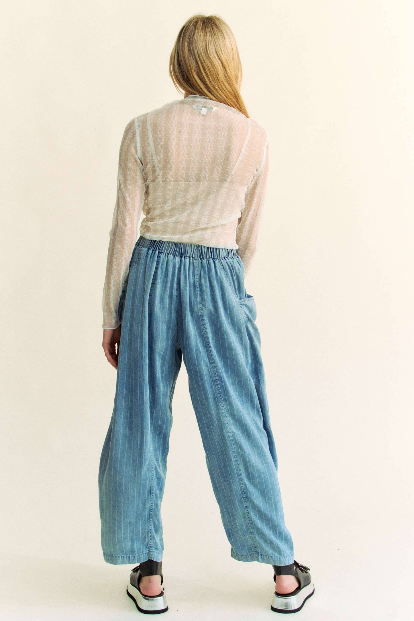 HIGH WAIST TENCEL DENIM BARREL PANTS