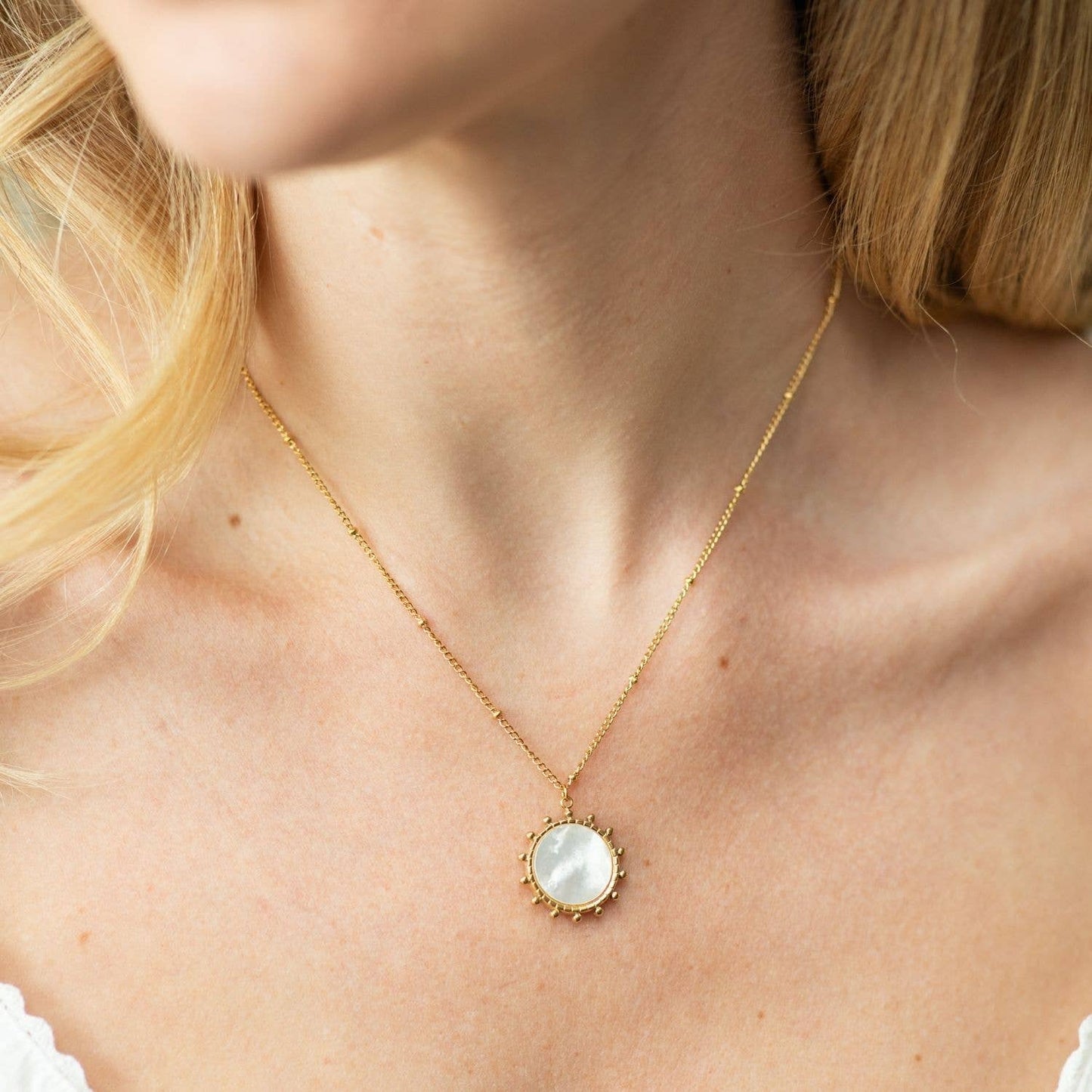 Accented Pendant with Shell Center