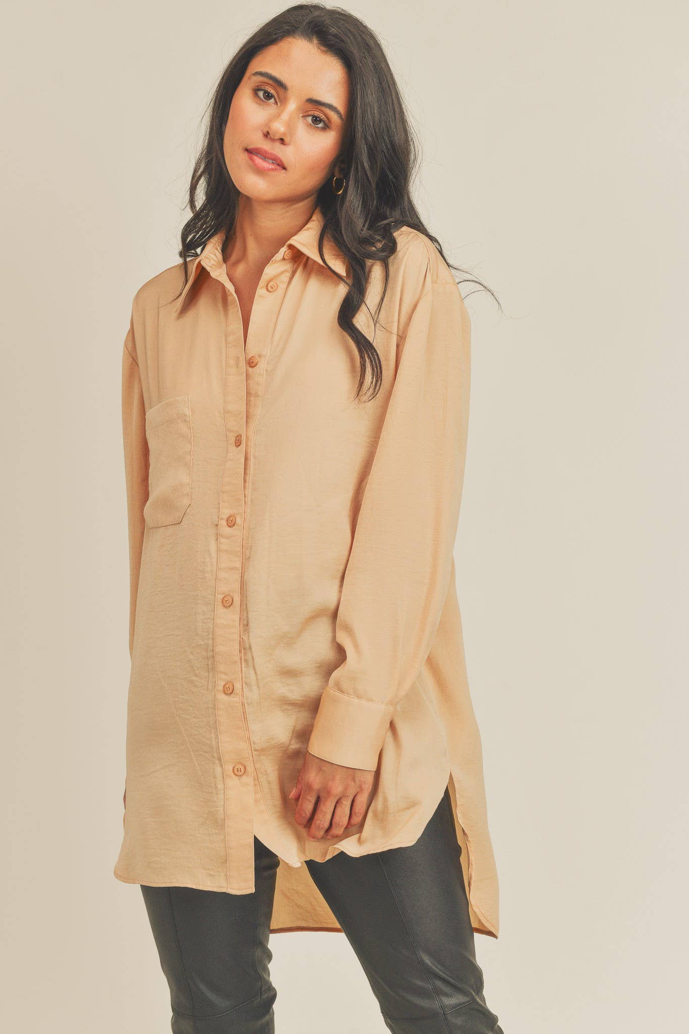 COLLARED BUTTON DOWN TUNIC SHIRT