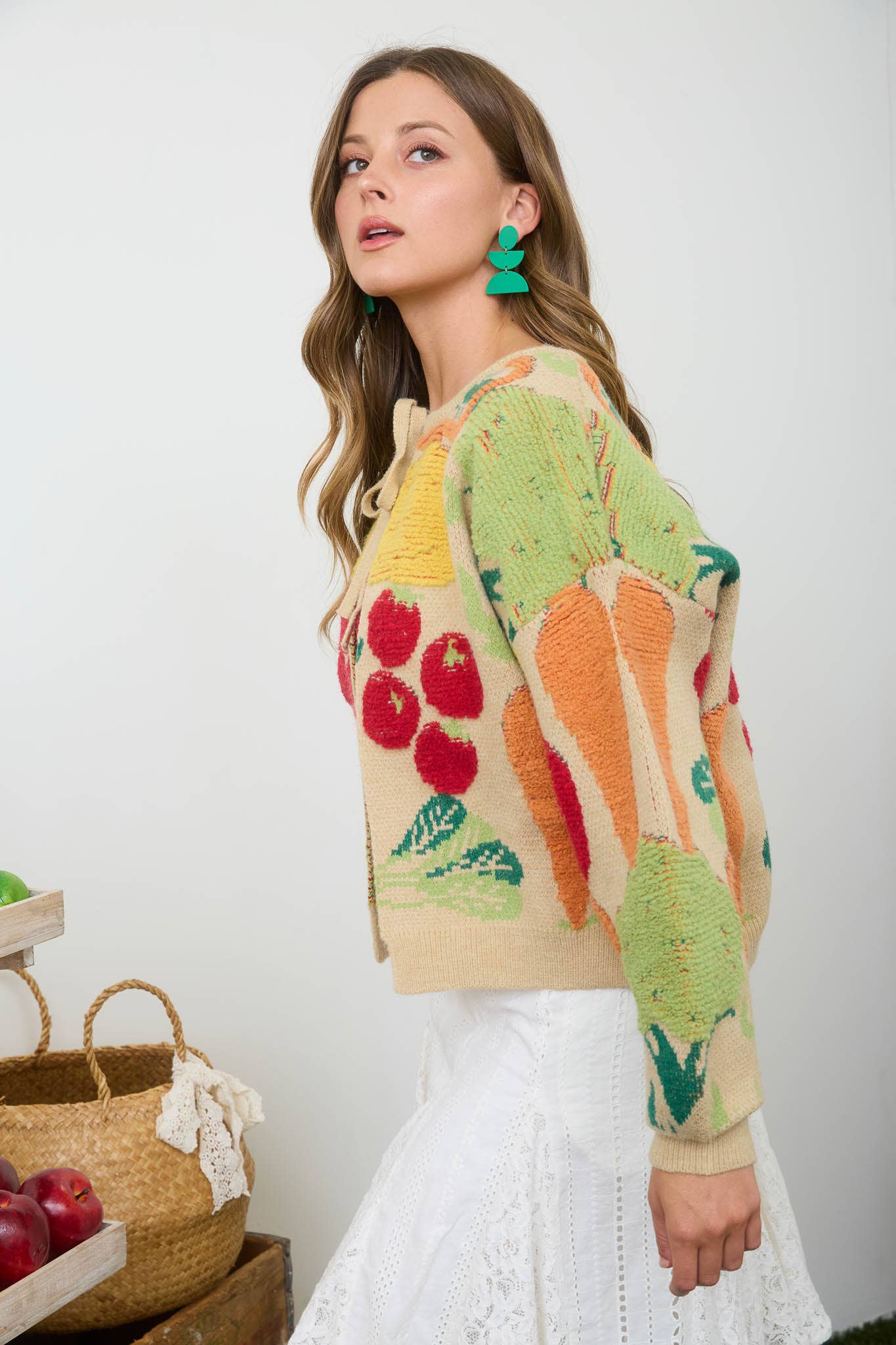VEGGIE PATTERN  CARDIGAN SWEATER
