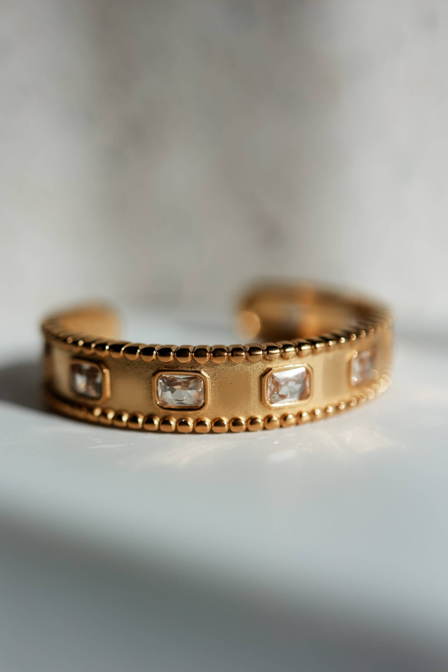 THE FROSTED CUFF