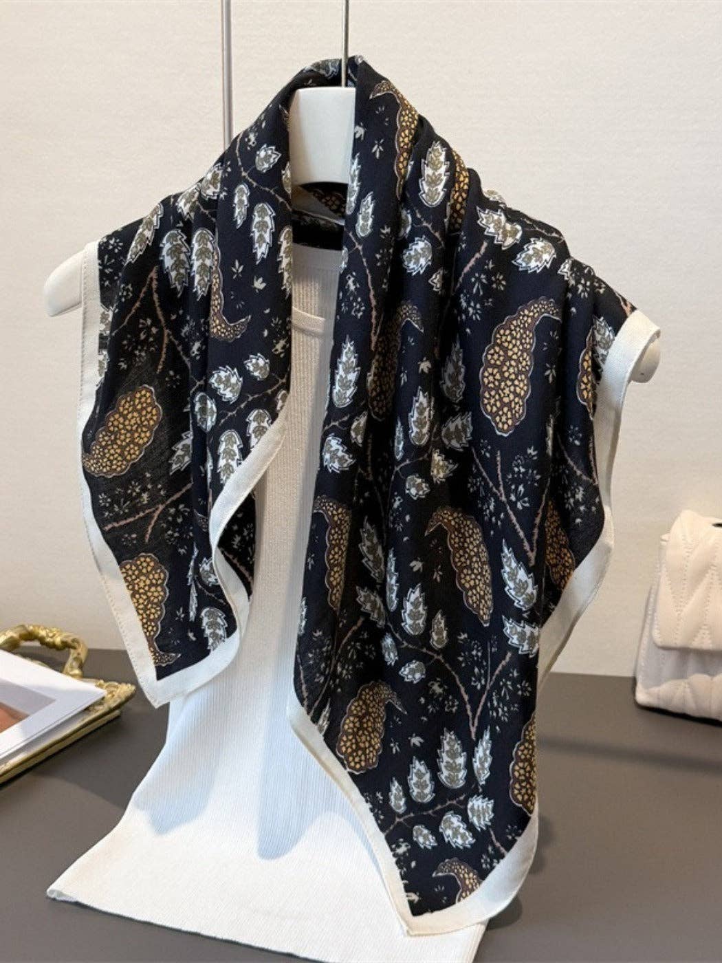  Paisley Floral