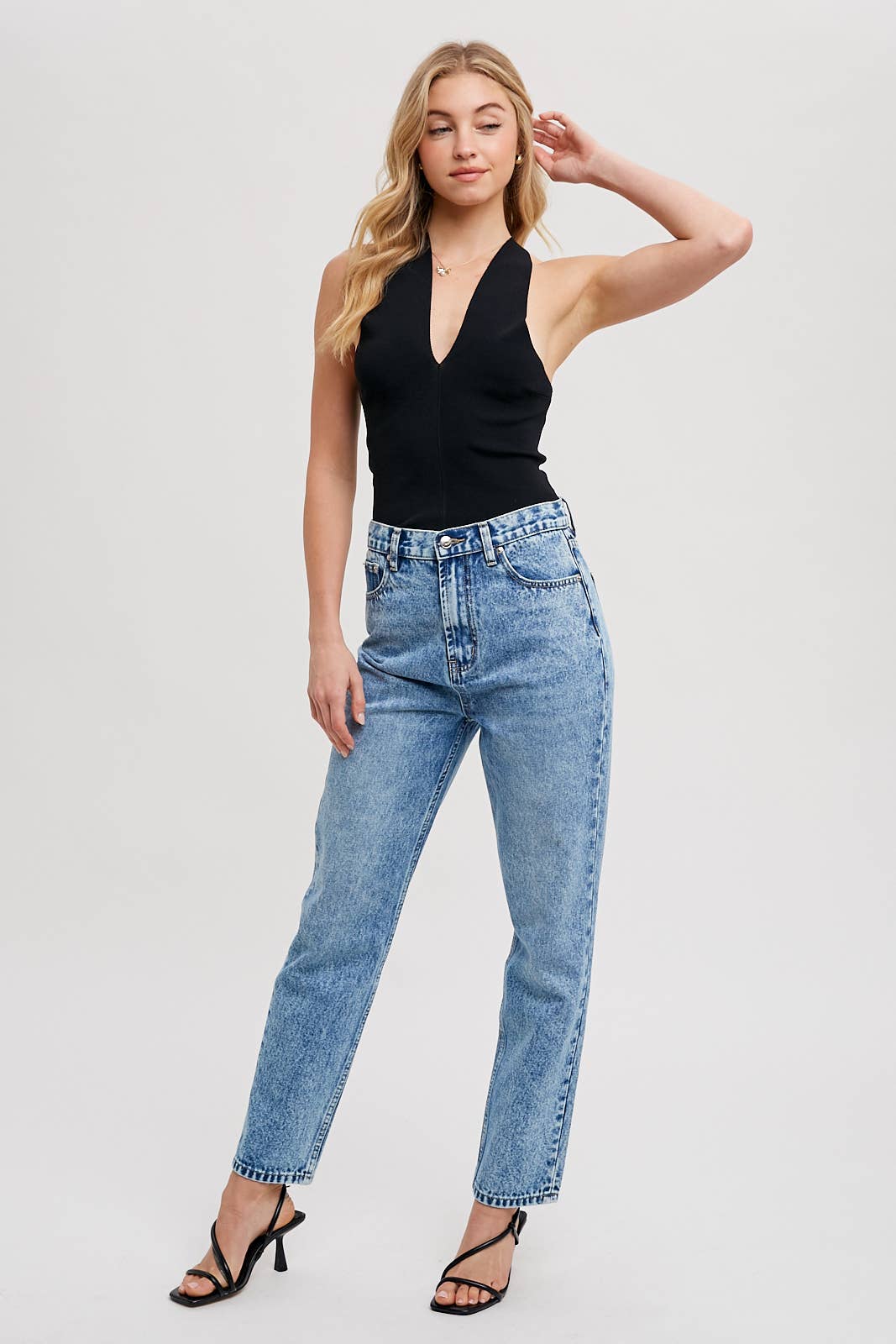 DENIM HIGH-RISE STRAIGHT LEG JEANS