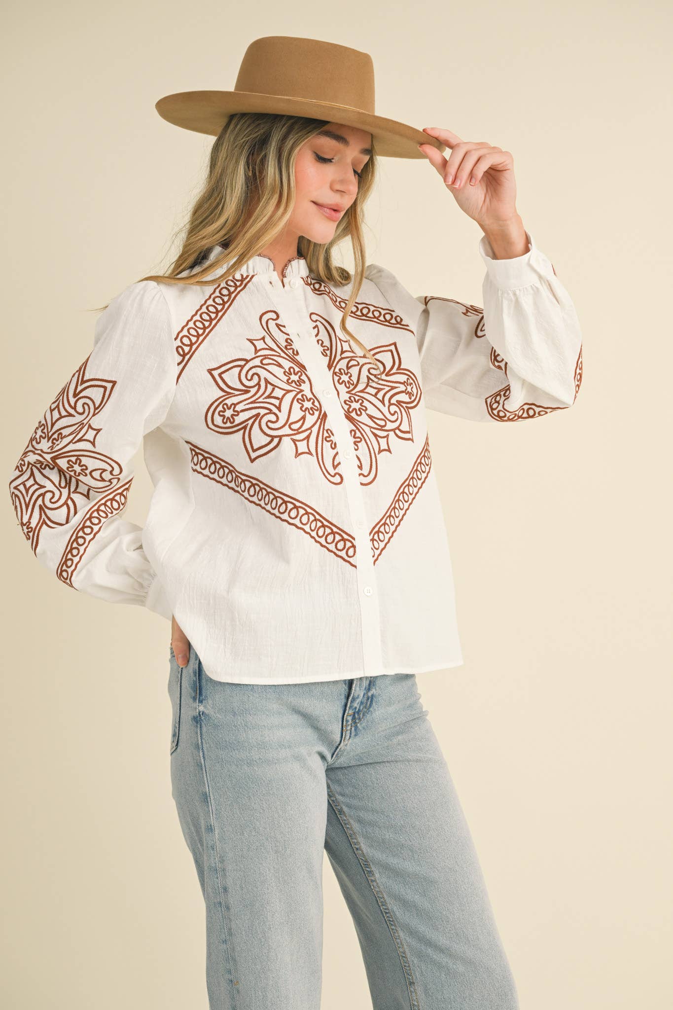 EMBROIDERED  BUTTON UP TOP