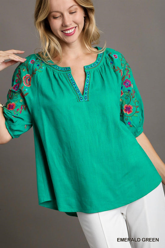 Top with Embroidery Short Balloon Sleeves