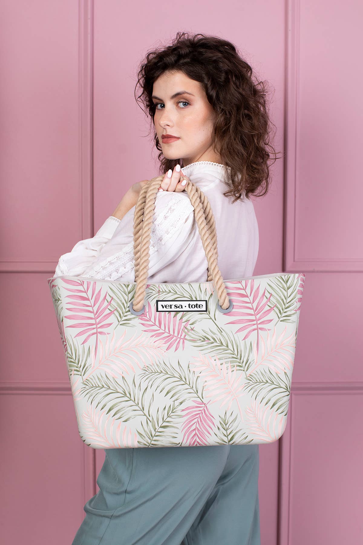 Carrie All Printed Versa Tote w/ Straps