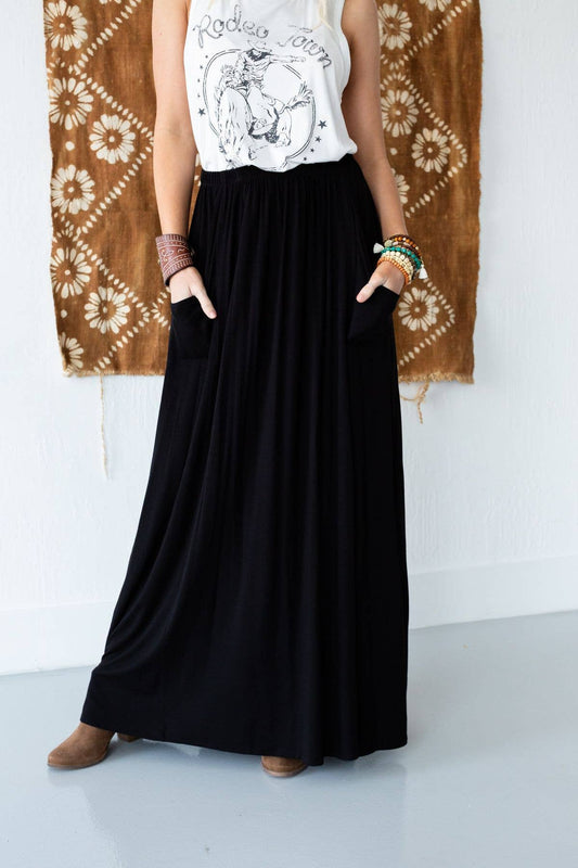 Perfect Pocketed Maxi Skirt - Black